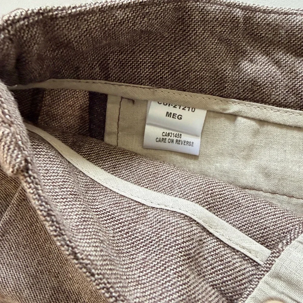 BCBGMAXAZRIA Bermuda Short Women 4 New Taupe Career Tailored Professional Shorts